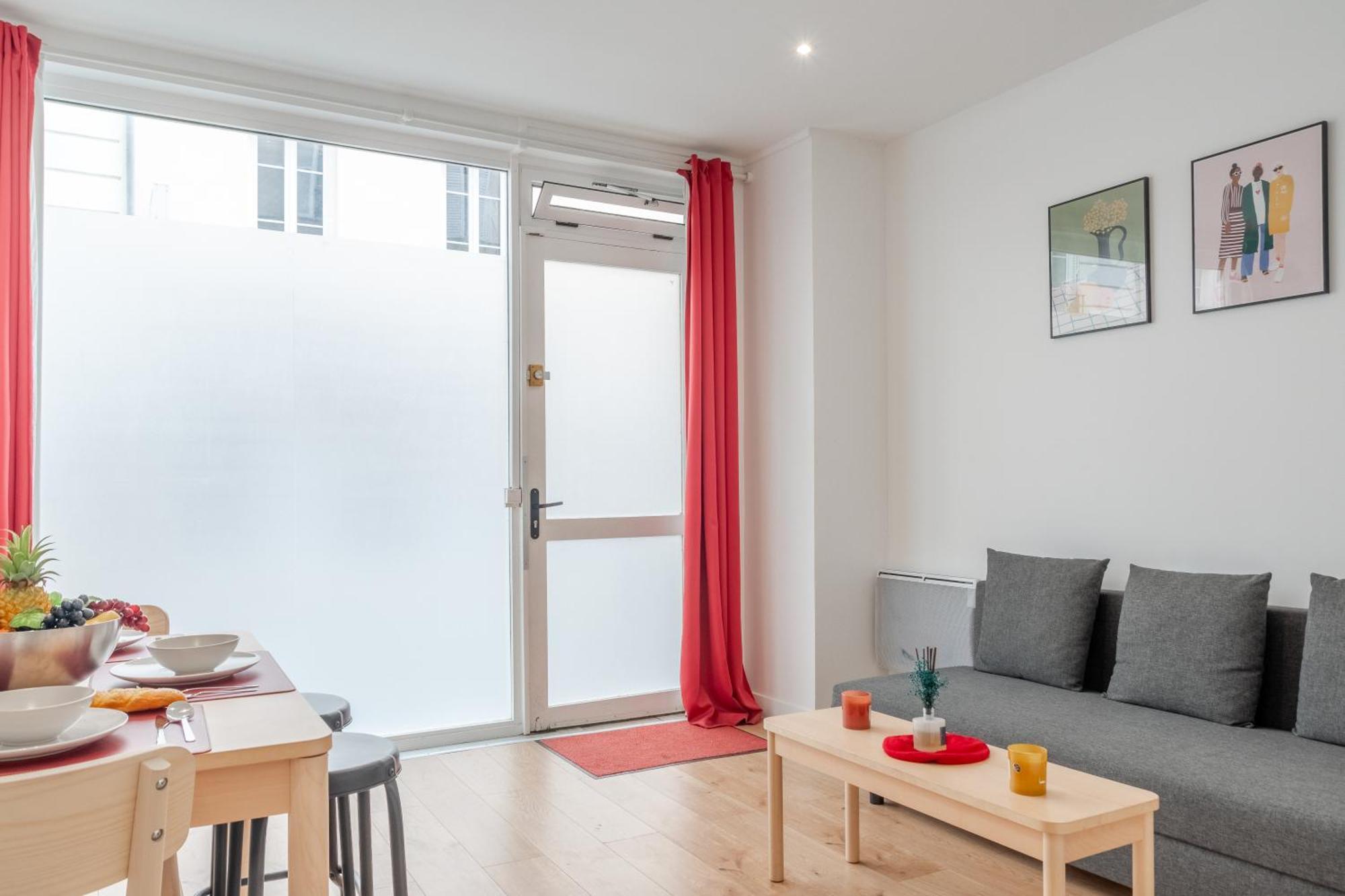 Lavie Maison Eiffel Ac Hot Tub Paris Exterior photo